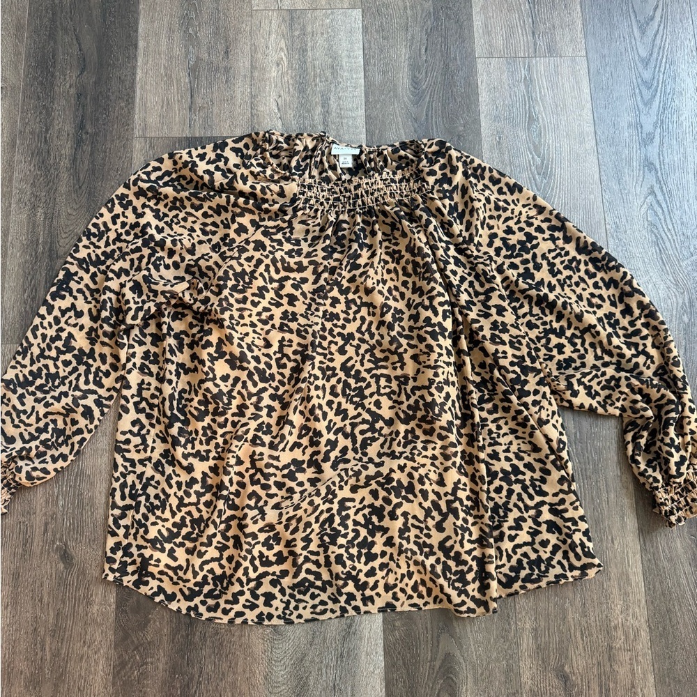 Ava and Viv Animal Print Blouse.  Women’s size 3X.  Excellent used condition!